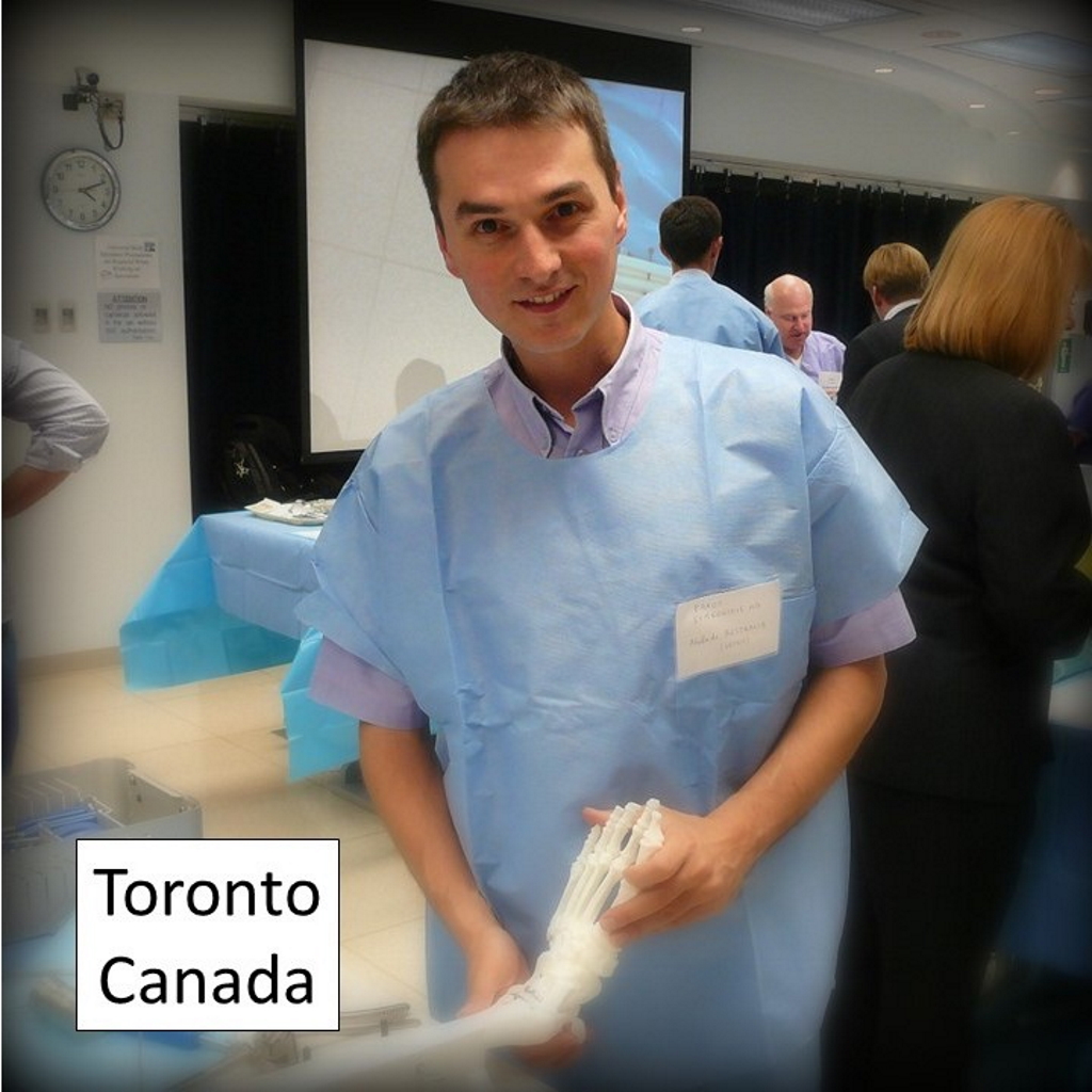 Ο Ορθοπαιδικός Χειρουργός Παναγιώτης Συμεωνίδης σε εκπαιδευτικό workshop Χειρουργικής στο Toronto του Καναδά